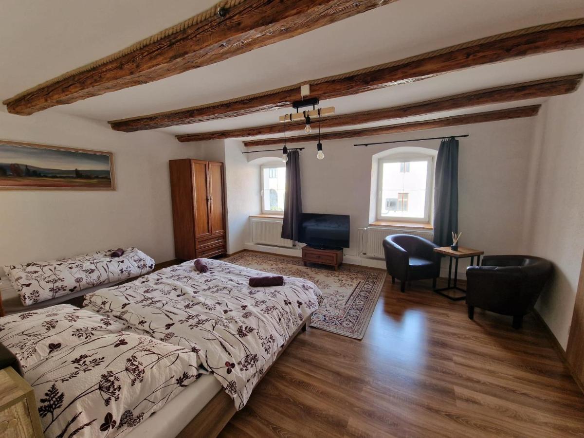 Apartman Velicka Vinaren Poprad Extérieur photo