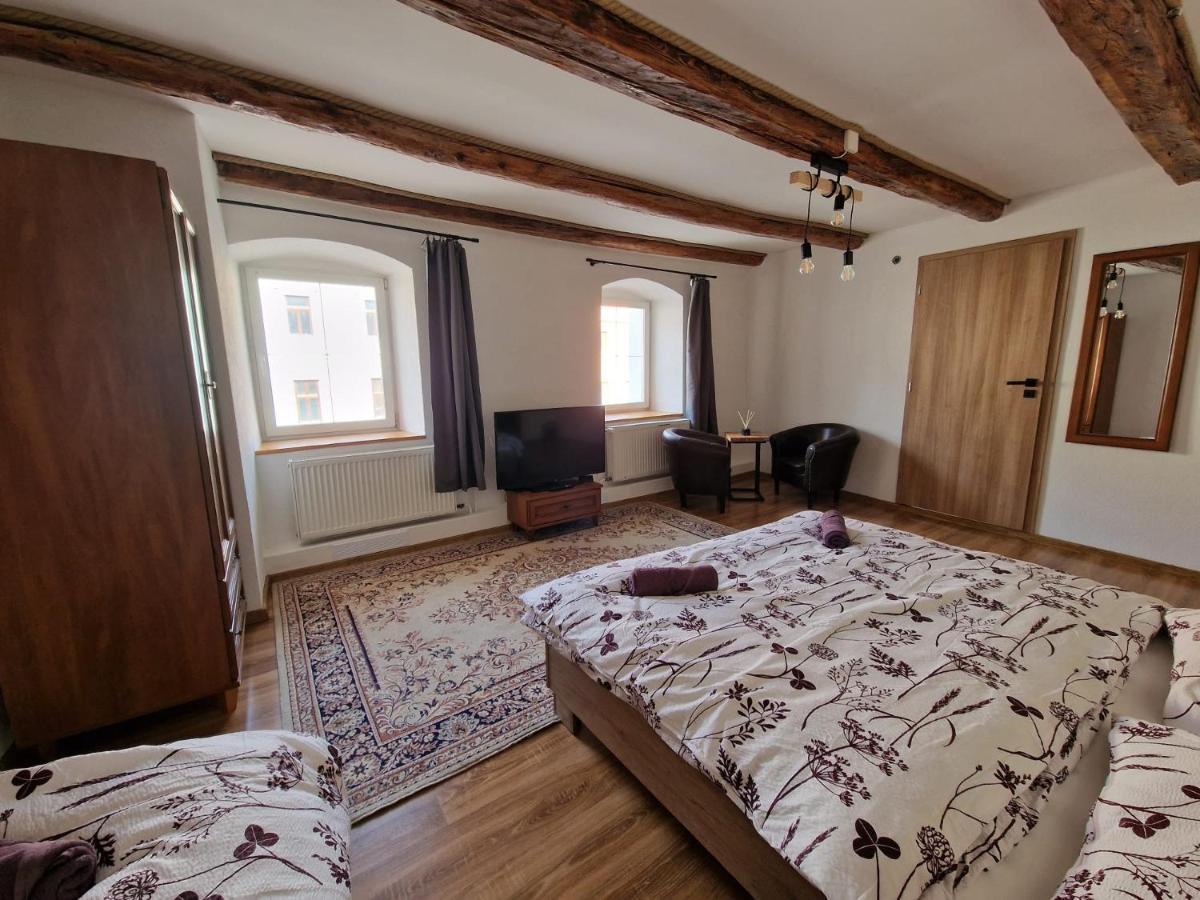 Apartman Velicka Vinaren Poprad Extérieur photo