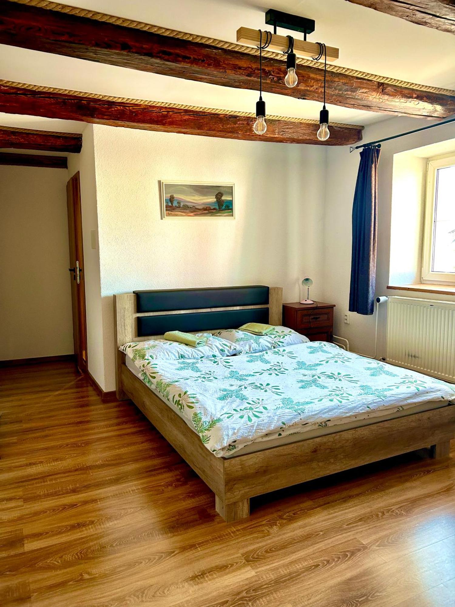 Apartman Velicka Vinaren Poprad Extérieur photo