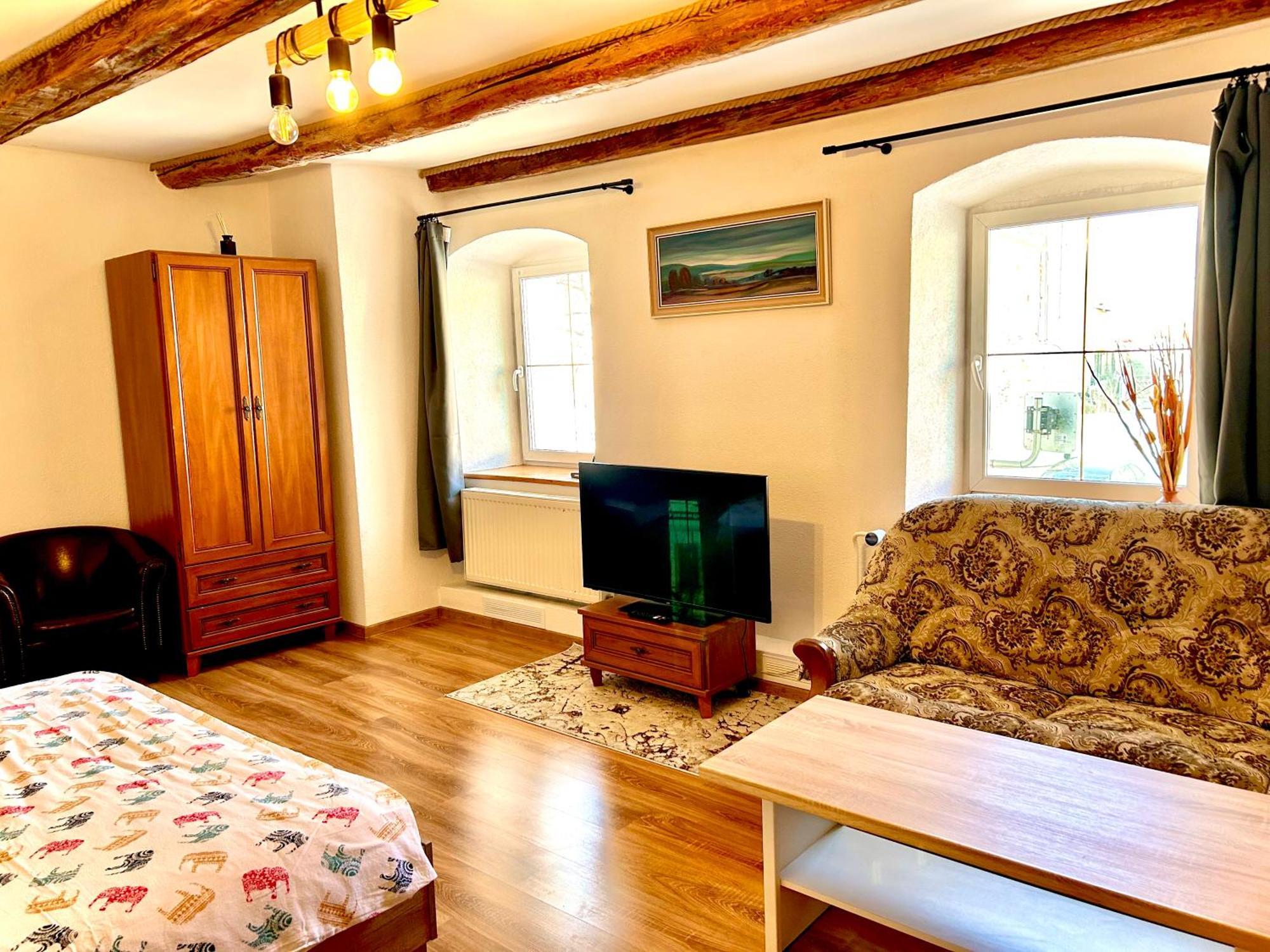 Apartman Velicka Vinaren Poprad Extérieur photo